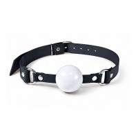 Кляп силіконовий Feral Feelings Silicon Ball Gag Black/White, чорний ремінець, біла кулька